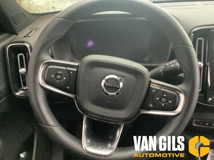 Volvo XC40 Single Motor 69 kWh Sloopvoertuig (2023, Zwart)