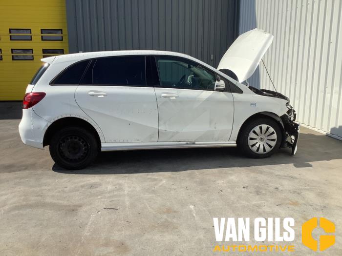 Mercedes B 2.2 B-220 CDI BlueEFFICIENCY,d 16V Sloopvoertuig (2018, Wit)