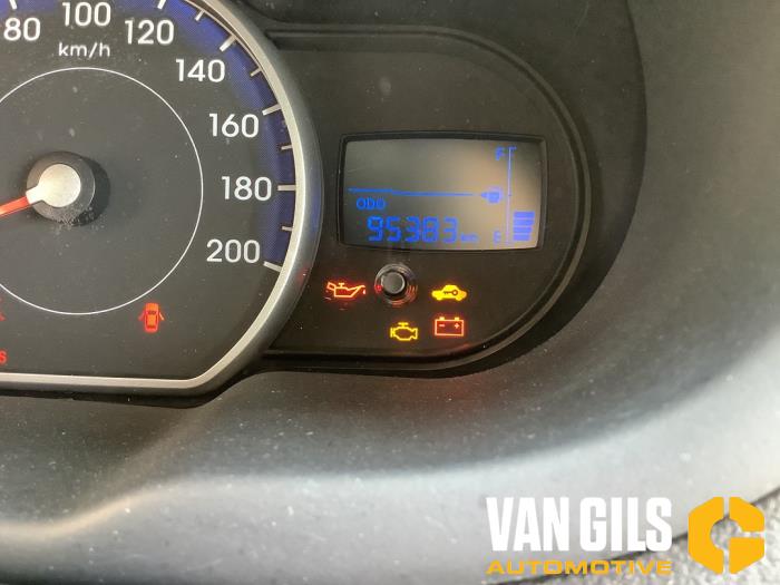 Hyundai i10 1.1i 12V Sloopvoertuig (2011, Grijs)