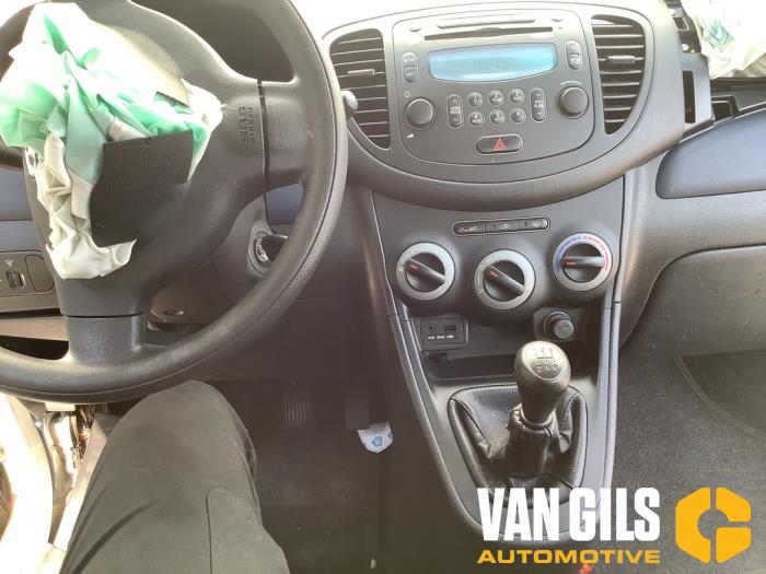 Hyundai i10 1.1i 12V Sloopvoertuig (2011, Grijs)