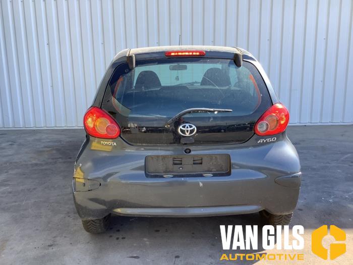 Toyota Aygo 1.0 12V VVT-i Sloopvoertuig (2007, Grijs)