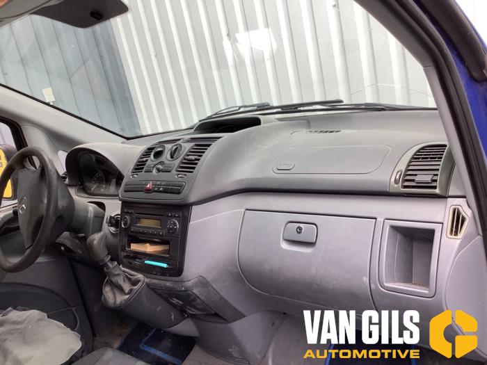 Mercedes Vito 2.2 109 CDI 16V Sloopvoertuig (2008, Blauw)