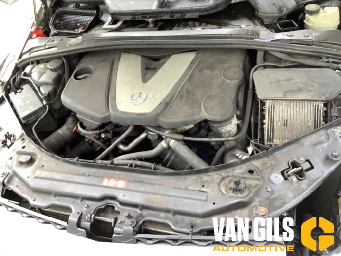 Mercedes R 3.0 320 CDI 24V 4-Matic Sloopvoertuig (2006, Metallic, Zilvergrijs)