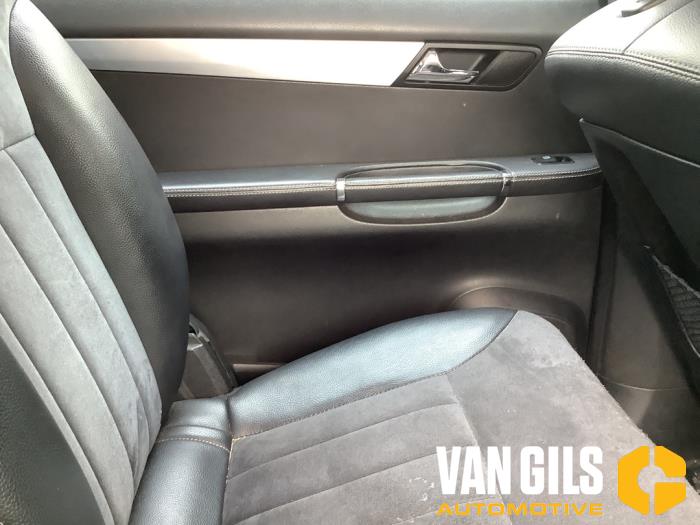 Mercedes R 3.0 320 CDI 24V 4-Matic Sloopvoertuig (2006, Metallic, Zilvergrijs)