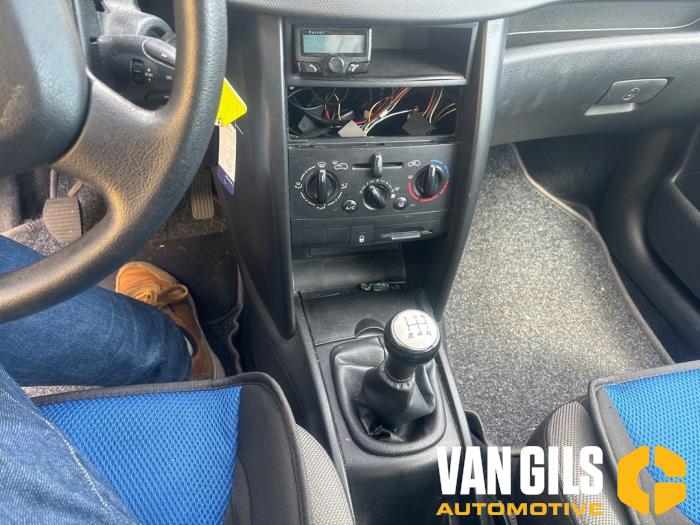 Peugeot 207/207+ 1.4 16V Sloopvoertuig (2006, Blauw)