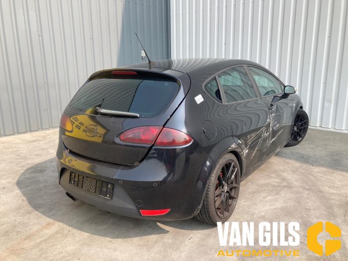 Seat Leon 2.0 TFSI FR 16V Sloopvoertuig (2006, Zwart)