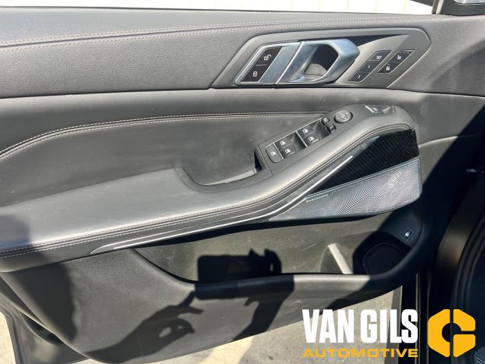 BMW X5 xDrive 45 e iPerformance 3.0 24V Sloopvoertuig (2021, Zwart)