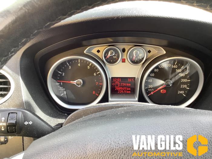 Ford Focus 2 Wagon 1.6 16V Sloopvoertuig (2008, Wit)