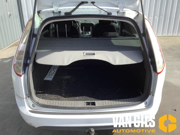 Ford Focus 2 Wagon 1.6 16V Sloopvoertuig (2008, Wit)