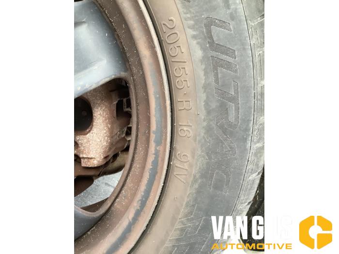 Ford Focus 2 Wagon 1.6 16V Sloopvoertuig (2008, Wit)