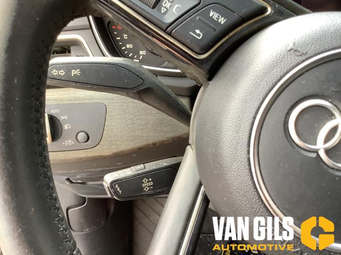 Audi A4 2.0 TDI 16V Sloopvoertuig (2016, Grijs)