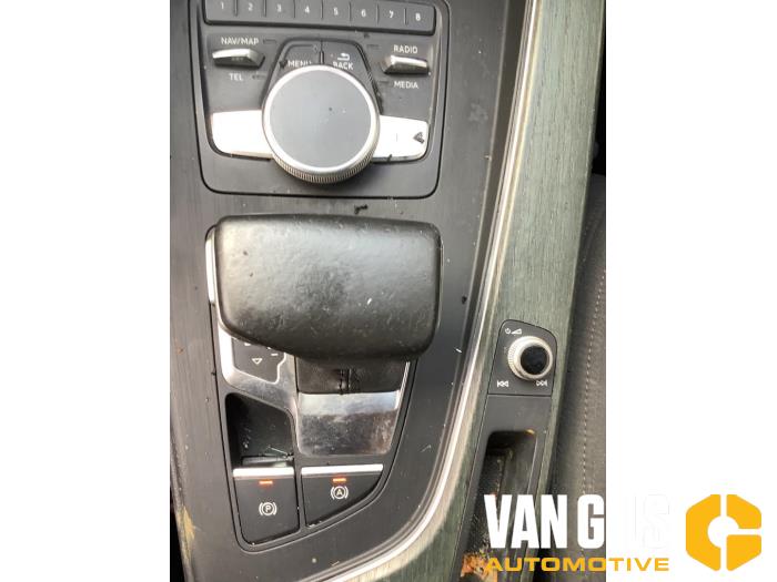 Audi A4 2.0 TDI 16V Sloopvoertuig (2016, Grijs)