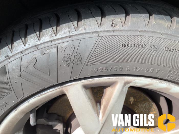 Audi A4 2.0 TDI 16V Sloopvoertuig (2016, Grijs)