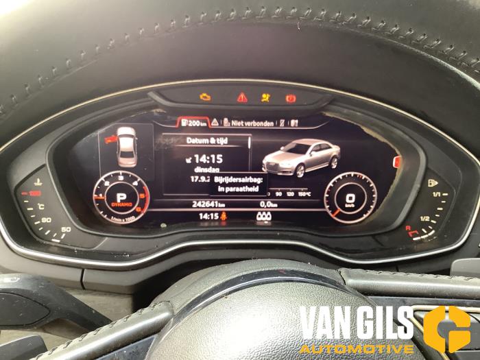 Audi A4 2.0 TDI 16V Sloopvoertuig (2016, Grijs)