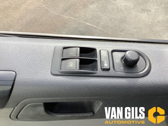 Volkswagen Transporter T5 1.9 TDi Sloopvoertuig (2006, Graniet, Zwart)