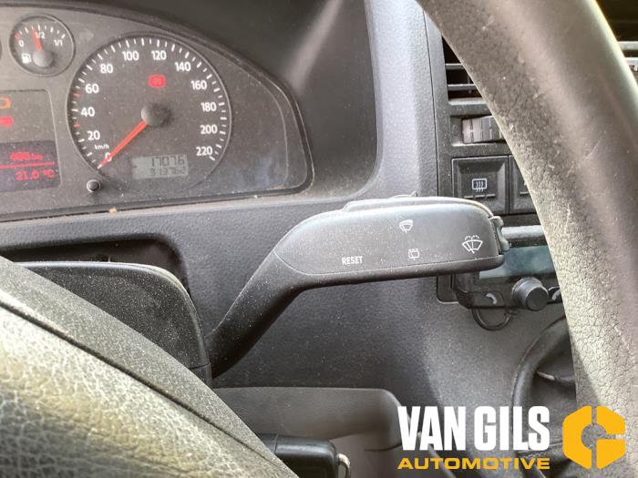 Volkswagen Transporter T5 1.9 TDi Sloopvoertuig (2006, Graniet, Zwart)