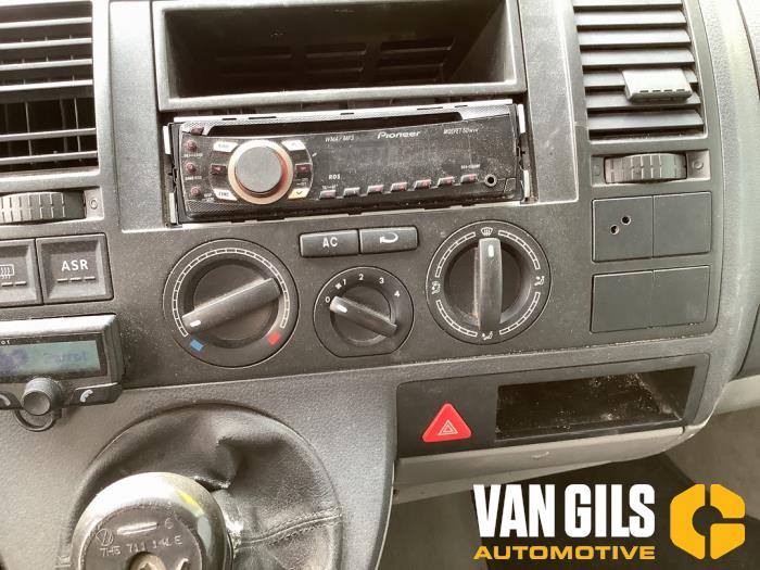 Volkswagen Transporter T5 1.9 TDi Sloopvoertuig (2006, Graniet, Zwart)