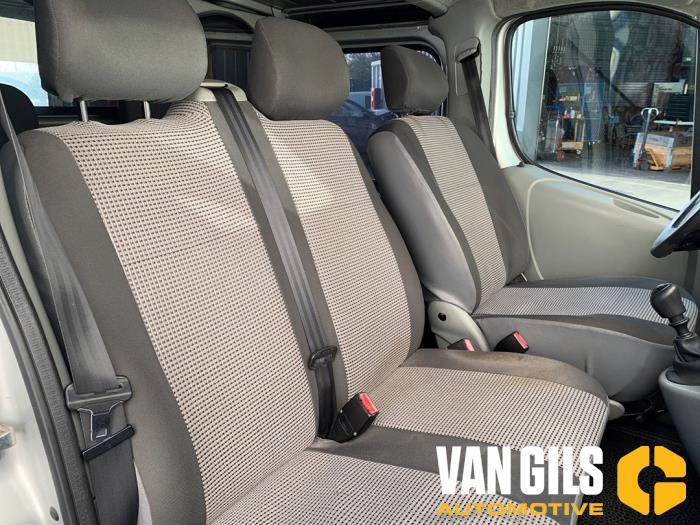 Opel Vivaro 1.9 DTI 16V Sloopvoertuig (2003, Graniet)