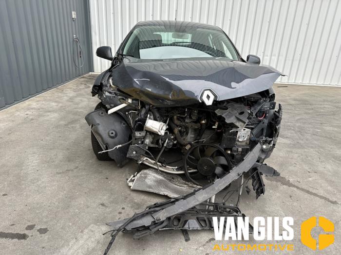 Renault Megane III Berline 1.4 16V TCe 130 Sloopvoertuig (2010, Grijs)