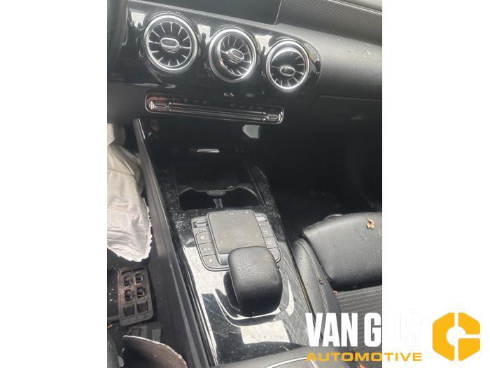 Mercedes CLA Shooting Brake 1.5 CLA-180d Sloopvoertuig (2020, Wit)