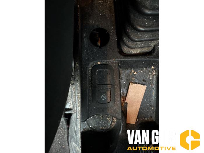 Fiat Doblo Cargo 1.3 MJ 16V DPF Euro 5 Sloopvoertuig (2011, Graniet)