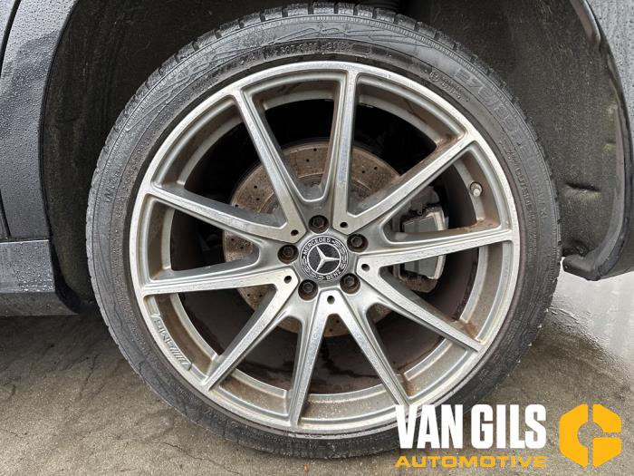 Mercedes S 3.0 S-400d 4-Matic Sloopvoertuig (2018, Zwart)