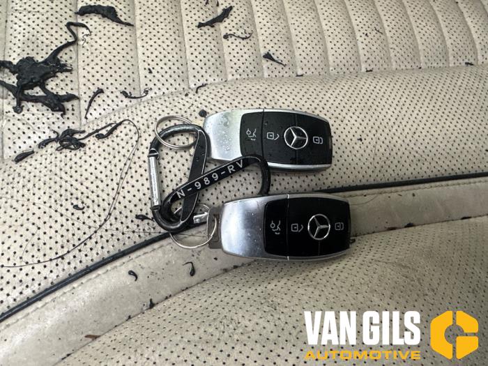 Mercedes S 3.0 S-400d 4-Matic Sloopvoertuig (2018, Zwart)