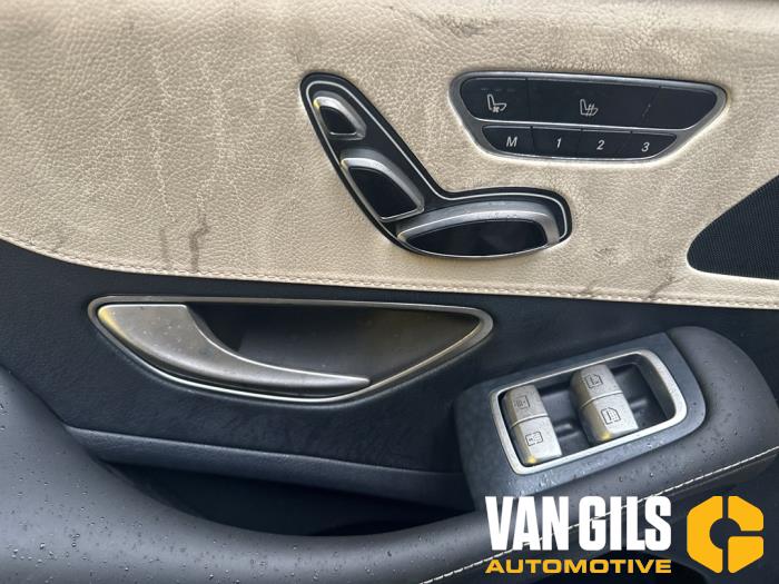 Mercedes S 3.0 S-400d 4-Matic Sloopvoertuig (2018, Zwart)