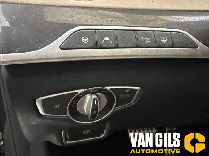 Mercedes S 3.0 S-400d 4-Matic Sloopvoertuig (2018, Zwart)