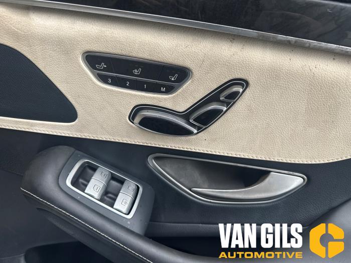 Mercedes S 3.0 S-400d 4-Matic Sloopvoertuig (2018, Zwart)