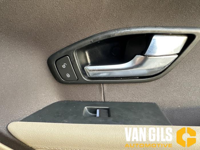 Landrover Range Rover Evoque 2.2 eD4 16V 5-drs. Sloopvoertuig (2012, Bruin)