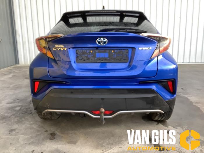Toyota C-HR 1.8 16V Hybrid Sloopvoertuig (2017, Blauw)