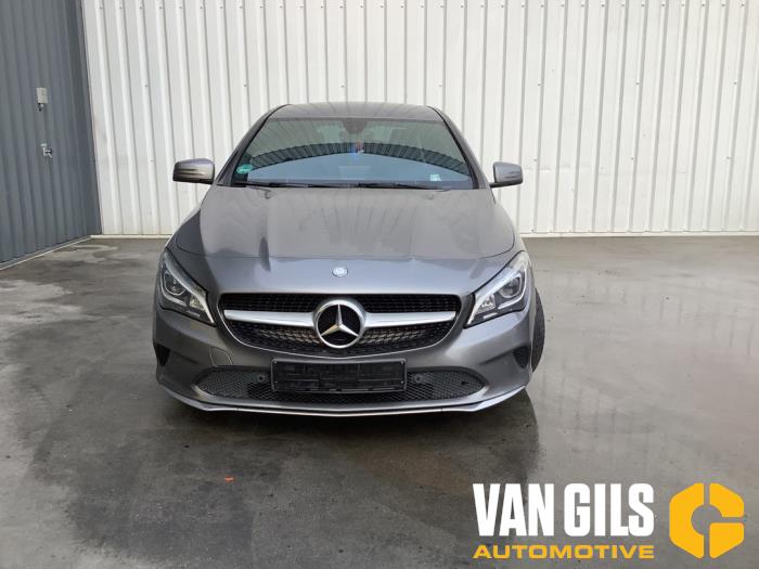 Mercedes CLA Shooting Brake 2.2 CLA-200 CDI, 200 d 16V Sloopvoertuig (2018, Wit)