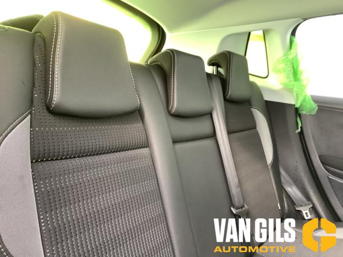 Peugeot 2008 1.2 12V e-THP PureTech 110 Sloopvoertuig (2017, Grijs)