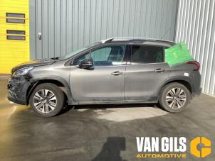 Peugeot 2008 1.2 12V e-THP PureTech 110 Sloopvoertuig (2017, Grijs)