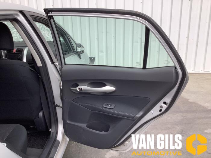 Toyota Auris 1.8 16V HSD Full Hybrid Sloopvoertuig (2012, Grijs)