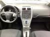 Toyota Auris 1.8 16V HSD Full Hybrid Sloopvoertuig (2012, Grijs)
