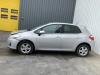 Toyota Auris 1.8 16V HSD Full Hybrid Sloopvoertuig (2012, Grijs)
