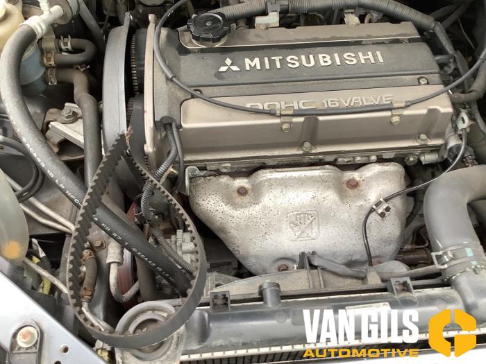 Mitsubishi Outlander 2.0 16V 4x2 Sloopvoertuig (2006, Grijs)