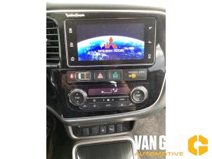 Mitsubishi Outlander 2.0 16V PHEV 4x4 Sloopvoertuig (2016, Grijs)