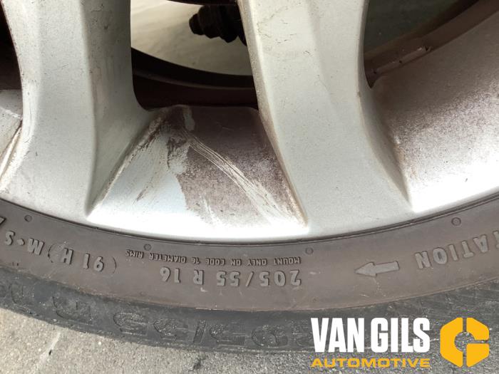 Hyundai i30 1.6 GDI Blue 16V Sloopvoertuig (2012, Zwart)