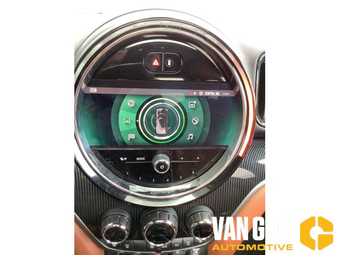 Mini Countryman 1.5 12V Cooper Sloopvoertuig (2020, Groen)