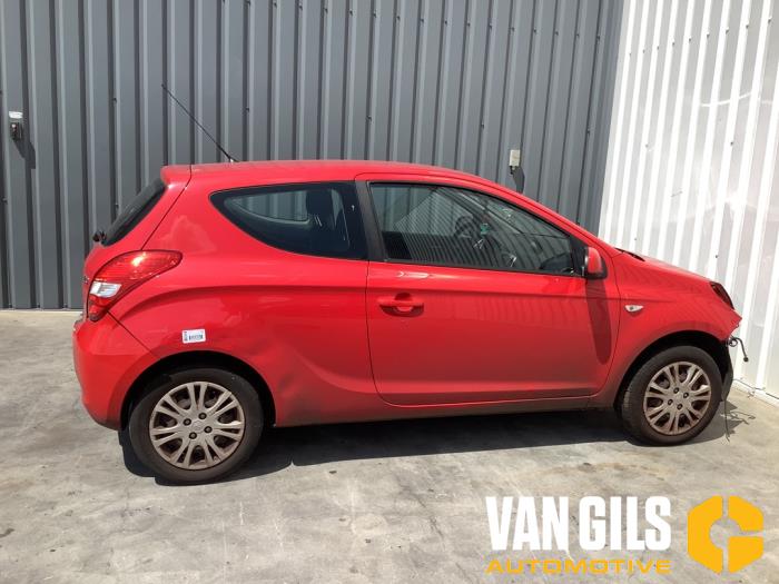 Hyundai i20 1.2i 16V Sloopvoertuig (2009, Rood)