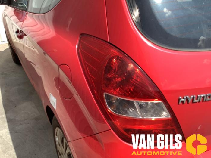 Hyundai i20 1.2i 16V Sloopvoertuig (2009, Rood)