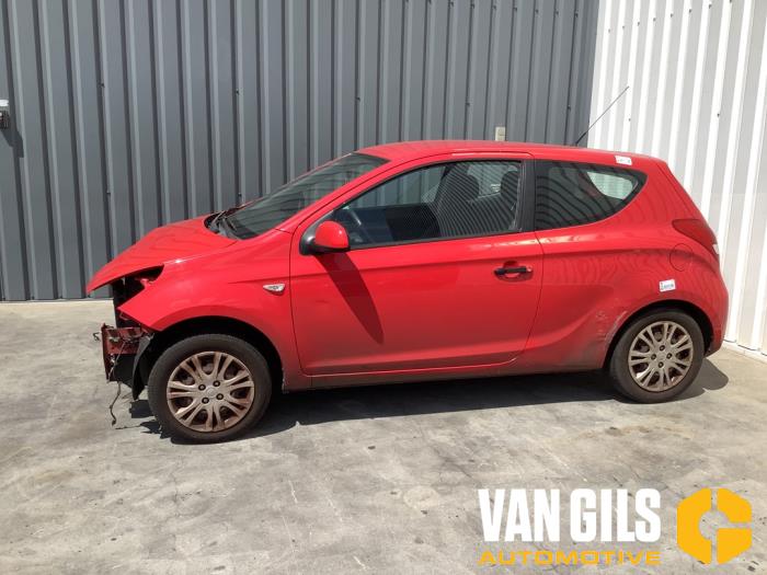Hyundai i20 1.2i 16V Sloopvoertuig (2009, Rood)