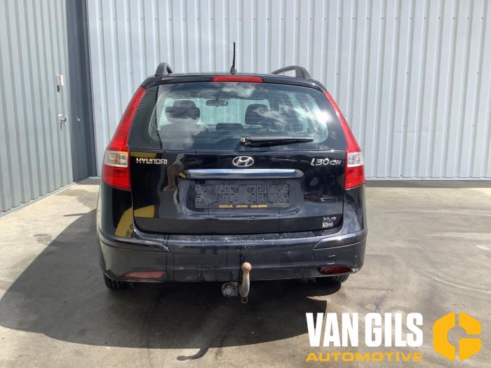 Hyundai i30 Crosswagon 1.4 CVVT 16V Sloopvoertuig (2012, Zwart)