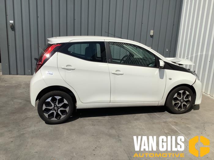 Toyota Aygo 1.0 12V VVT-i Sloopvoertuig (2021, Wit)