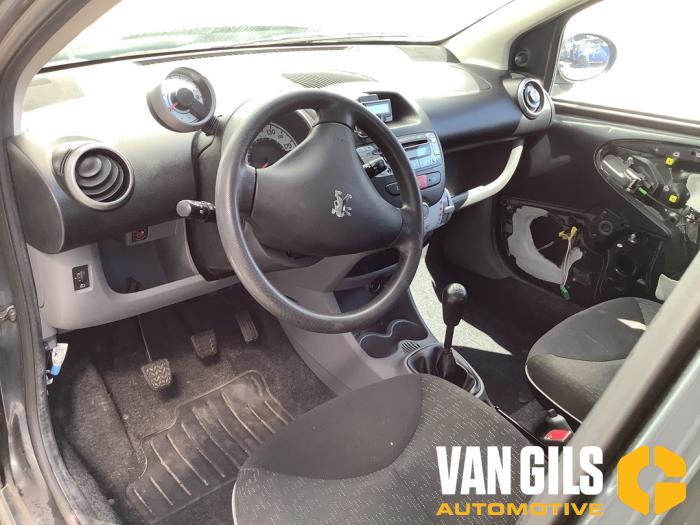 Peugeot 107 1.0 12V Sloopvoertuig (2011, Grijs)