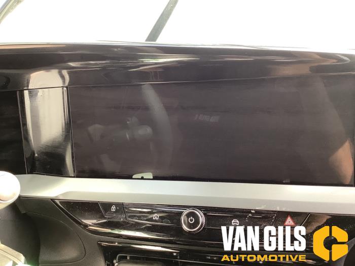 Opel Mokka 1.2 Turbo Hybrid 12V Sloopvoertuig (2025, Grijs)