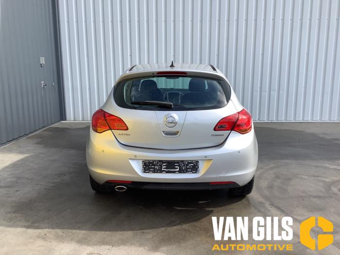 Opel Astra J 1.4 Turbo 16V Sloopvoertuig (2011, Grijs)